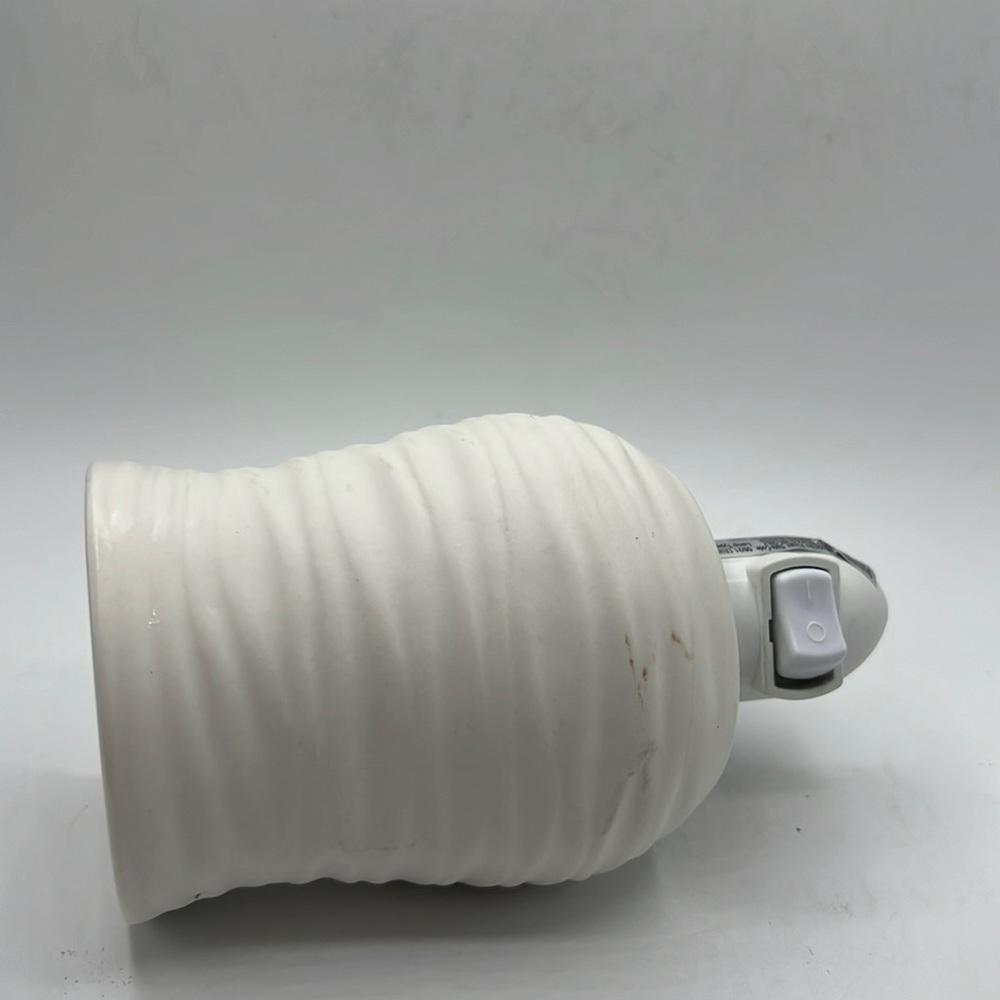 Scentsy Wall Plug In